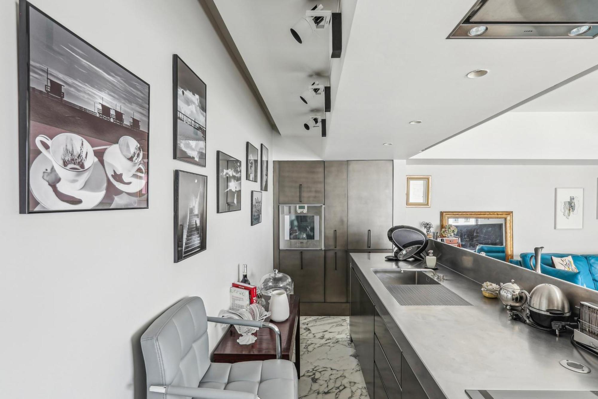 Apartment Quai Des Celestins 1bdr By B'your *