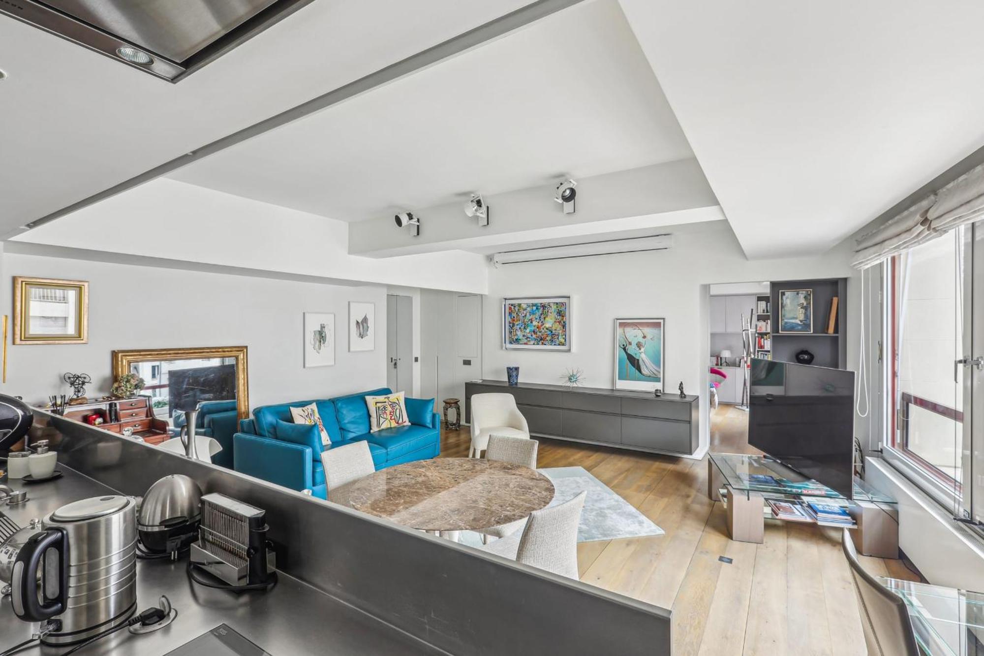 Apartment Quai Des Celestins 1bdr By B'your Paris