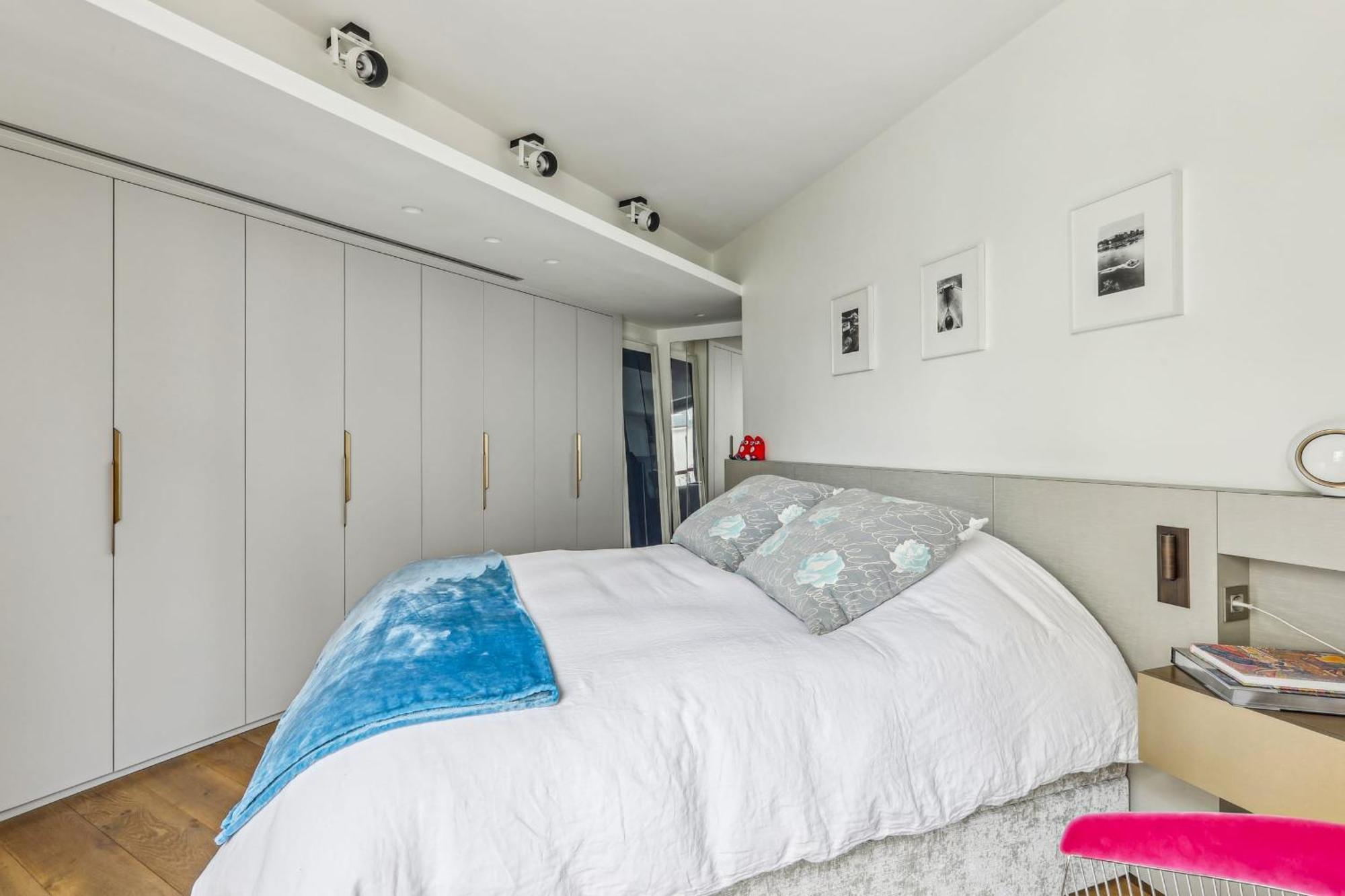 Quai Des Celestins 1bdr By B'your Apartment Paris